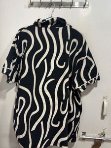 Stylish Printed Button-Up Shirt