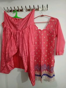 Beautiful Pink Kurta lining with salwar