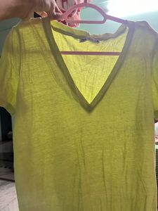 ZARA V-Neck Tshirt