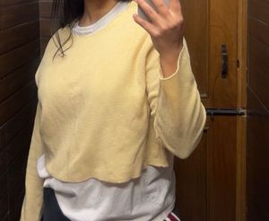 Pastel Yellow Cropped Sweater
