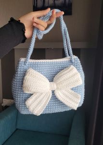 Crochet Bow Bag