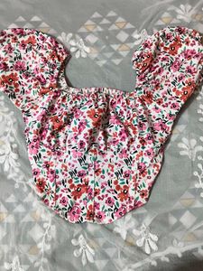 Floral Print Puff Sleeve Crop Top