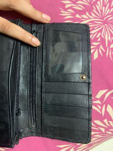Stylish Black Textured Wallet