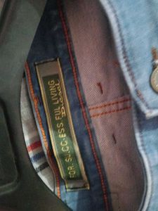 light blue shade jeans for men