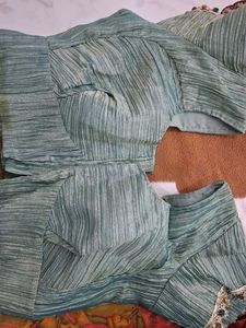 Beautiful Teal Green Crinkled Saree with blouse