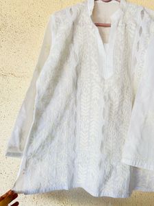 Elegant White Chikankari Kurta