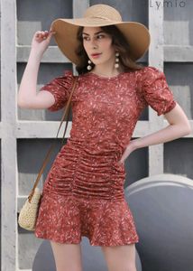Elegant Maroon Floral Ruched Mini Dress with Puff