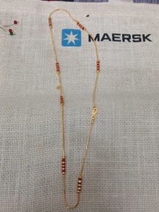 4 Neckchains and one pair earings