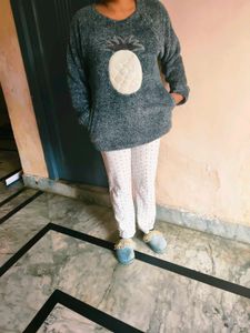 Very Beautiful Woolen Night Suit