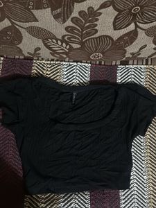 Chic Black Textured Short Sleeve Top