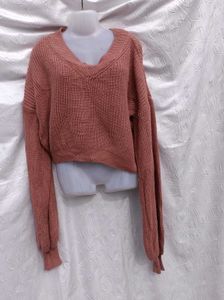 Stylish V-neck Knit Sweater 🤍