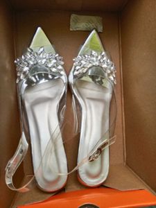 Sparkling Pointed Toe Heels