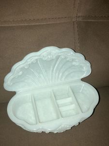Vintage Shell Jewelry Box Organizer