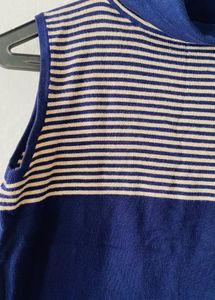 Sleeveless Navy Blue Turtleneck Top