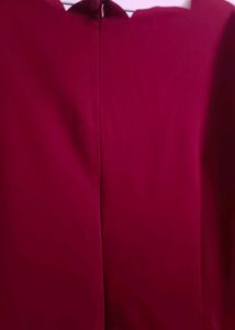 Chic Maroon Scalloped Neck Dress