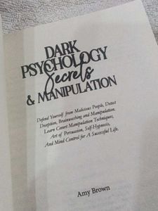 Dark Psychology Secrets &amp; Manipulation Book