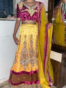 90’ chatpata!! Stunning Yellow &amp; Pink