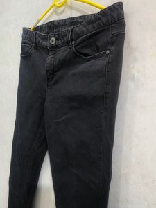 Black Jeans