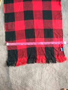 H&amp;M Red &amp; Black Plaid Scarf