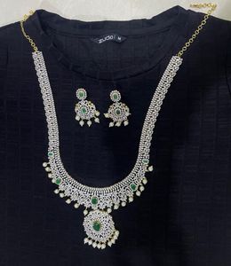 Exquisite Kundan Necklace & Earring Set