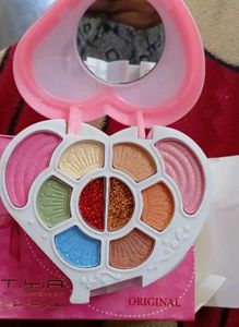 Girl's Style Compact Mirror make-up kit