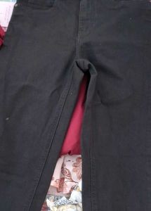 Black Ripped Skinny Jeans