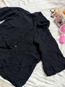 Black Cropped Shirt