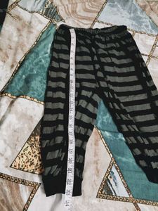 Striped Cropped Payjama
