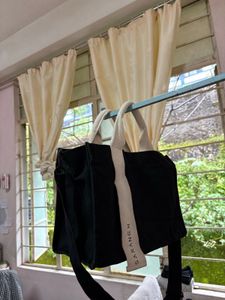 SARANG.H Black Canvas Tote Bag