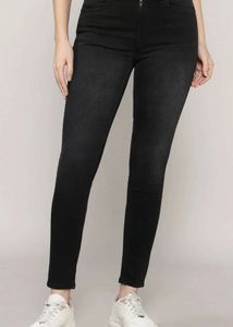 Black Skinny Fit Jeans