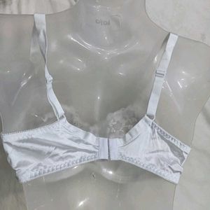 🪔 Elegant White Lace Bra