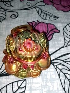 Beautiful Showpiece For Home Decor