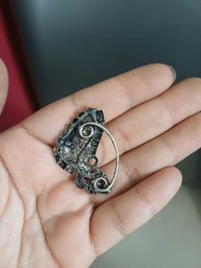 Maharashtrian clip on Kemp stone Peacock Nath
