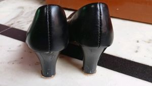 Black Pointed Toe Block Pumps