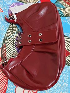 Chic Maroon Shoulder Bag
