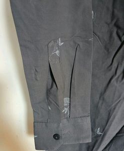 MENS GREY SHIRT WITH AUTHENTIC WHITE LEAF DESING