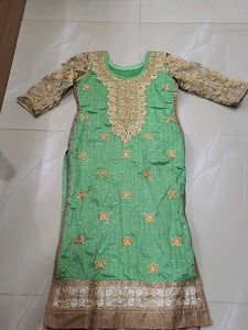 Elegant Green Embroidered Kurta sets 3 pieces