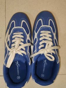 Blue &amp; White Casual Sneakers