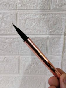 Swiss Beauty Ultra Precision Pen Eyeliner