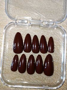 Press-On Nail Set - Brown Almond