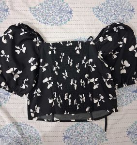 Black crop top