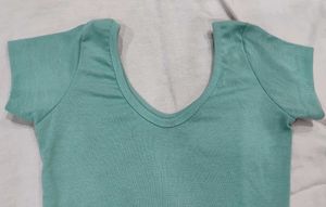 Ribbed V-Neck Crop Top