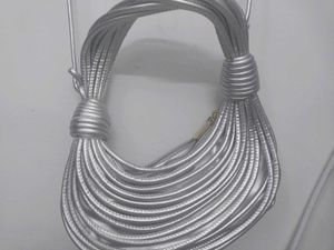 hand bag