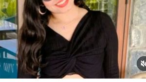 combo of 2 top (Sparkly Black Long Sleeve To
