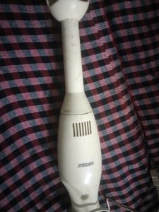 Watt Hand Blender(White)