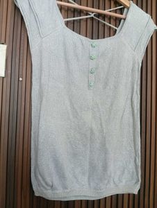 Stylish Ribbed Knit Top with Criss-Cross Back