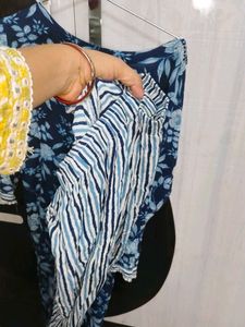 Blue Floral Printed Kurta
