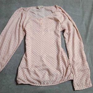 PRETTY TOP
