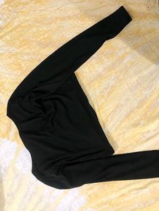 H&amp;M Black Long Sleeve Cropped Top