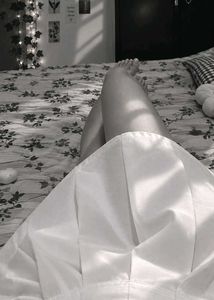 Cute White Pleated Mini Skorts